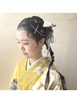 ラグ(rug) 成人式ヘアアレンジ編みおろしヘアアレンジ