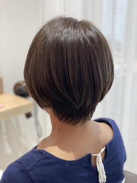 アヴァンス 箕面(AVANCE.) 似合わせカット×フレンチショート