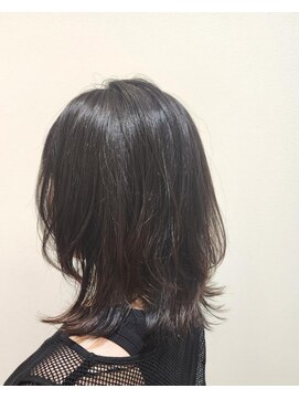 スーリール 和白店(Sourire) ミディアムくびれレイヤーカット