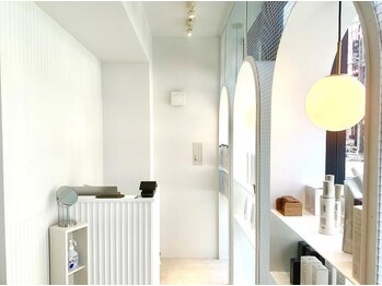 アニュー 蕨店(ANEW)の写真/<蕨駅西口２分>生涯通えるサロンを目指し専属Stylist,くつろぎ空間の個室サロンお客様の希望を叶えます