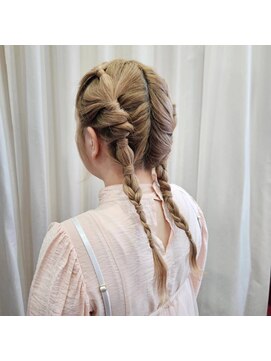 ラルーチェ ラスパ御嵩店(La Luce) 編みおろしツイン