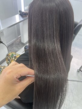 イオエ 心斎橋(ioe) 髪質改善トリートメント20代30代40代【髪質改善】