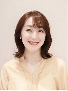 アンベリールフルー(EMBELLIR fleur) 大人のナチュラルミディ