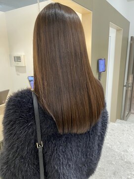 シュヴーブリヤン(cheveux brillants) 【美髪矯正で再現性100%艶髪】後ろ姿が見違えるように変わる