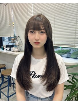 アイズ 横浜(IS) ヘーゼルベージュ/レイヤーカット/ブリーチなし/横浜