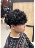 大分波巻きスパイラルパーマメンズマッシュ刈り上げツーブロック