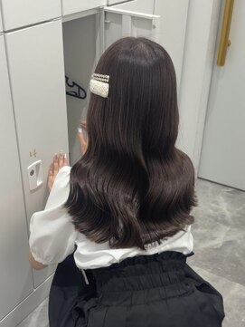 ジュイル シブヤ(JEWIL SHIBUYA) 【JEWIL 渋谷 櫻田】ブリーチなしのカラー♪