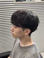 ガオプロデュースバイレボ(gao produced by revo)&nbsp;シャドウパーマ/メンズパーマ/メンズカット/眉カット