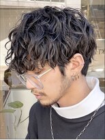 フィフス トウキョウ (fifth TOKYO)&nbsp;渋谷波巻きスパイラルシャドウパーママッシュウルフメンズカット