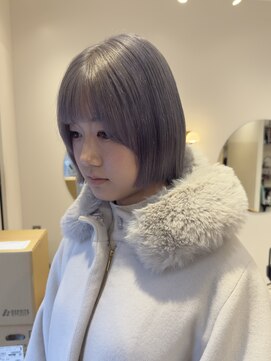 スタン 渋谷(Stam) ホワイトシルバー［グレージュ/グレー］