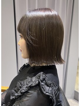 リタ(rita.) ボブ/切りっぱなしボブ/外ハネボブ/韓国ボブ 三浦