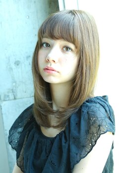ヴィバラヘアー 明野店(VIVA LA HAIR)の写真/<VIVA LA HAIR明野>顔周りで印象は180度変わる！流行りの韓国風やレイヤーカットなど…小顔魅せもお任せ♪