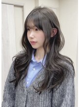 サロンでの仕上がりがお家でも再現できるようにスタイリング方法をしっかりレクチャー☆