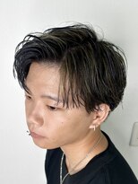 ゼゼ 高知店(zeze)&nbsp;メンズハイライト/センターパート/韓国/ツーブロック/高知市