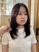 スート(suit.)&nbsp;暖色ブラウン×ミディアムレイヤー