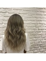 イズム 北千住店(ISM)&nbsp;【ISM北千住】　　グロッシーロング