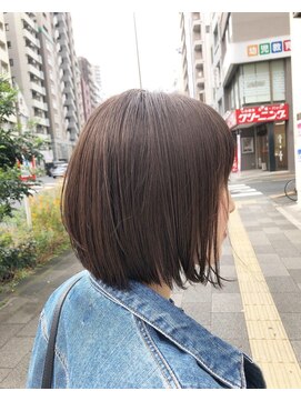 ナルム(naluM) 切りっぱなしボブ