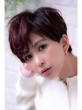 エルデ ナインズ ヘアー スタンド 川口店(elde 9's HAIR STAND) イメチェンフォギーベージュ耳かけ毛先パーマ厚めバング