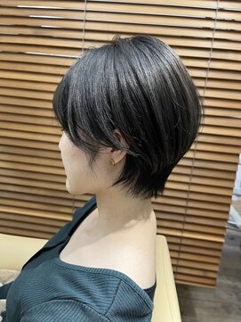 ロイド(Royd.) 大人可愛い20代30代スウィングショート