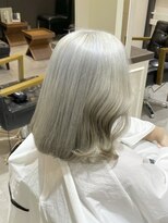 ユニ(Uni.) ホワイトシルバー