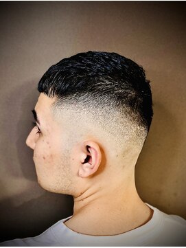 ヒロギンザ 新橋銀座口店(HIRO GINZA) クロップ