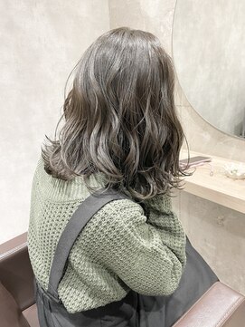 クーナバイトマト 横浜(Cuna by TOMTO) 【YUYA】オリーブグレージュ_透明感カラー_大人ミディアム