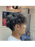 ツーブロック+ツイストスパイラルパーマ