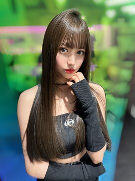 ユーフォリア 渋谷グランデ(Euphoria SHIBUYA GRANDE) オリーブベージュ ブリーチなしカラー ぱっつん前髪