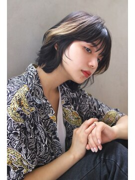 ロゼ 鳳(ROSE) 【ROSE】マッシュウルフ＿黒髪ボブ＿ポイントカラー＿ブリーチ