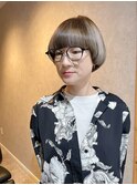 マッシュショート／セクションカラー／モカベージュカラー