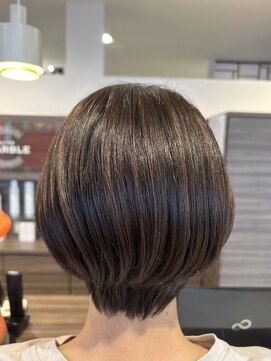 ヘアーズ マーブル(hairs MARBLE) ほんのり紫がかったラベンダーカラー