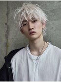 MEN’S HAIR/サーフカール/刈り上げセンターパート/ブリーチ