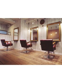 【企救丘駅すぐ☆】髪の悩みや、なりたいスタイルを気軽に相談できるアットホームな雰囲気が魅力です＊