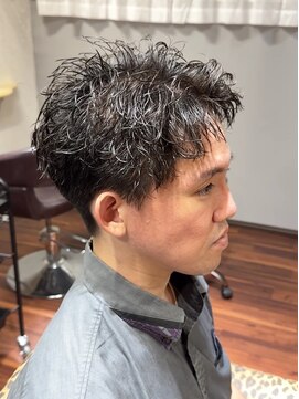 リ メイロ(Re.Meiro) スパイキーショート【メンズ/パーマ/眉毛/沖縄市/美里】