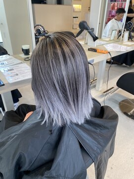 リア 布施店(Lia) バレイヤージュ