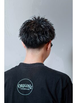 チルチェア 横浜(CHILL CHAIR) テーパーフェード×ツイストスパイラルパーマ <横浜駅/バーバー>