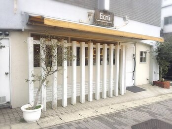 HAIR MAKE AND CLINIC Ecru【エクリュ】