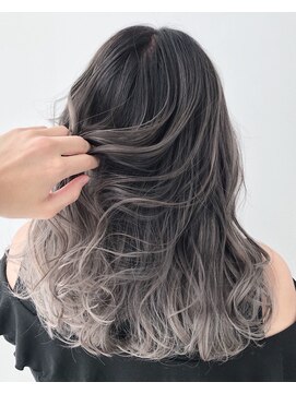 アライブ キチジョウジ(ALIVE Kichijoji) 【ALIVE吉祥寺】グレージュエアタッチバレイヤージュカラー