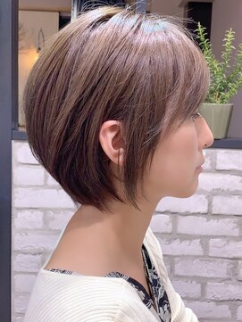 アヴァロン(AVALON) 30.40代にオススメ×大人可愛い丸みショート☆