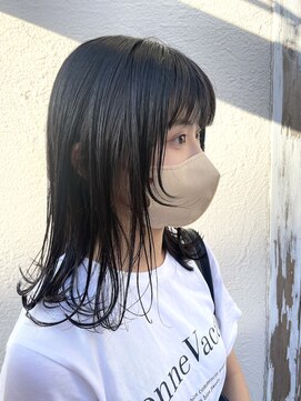 ジィップクリニカ(Zip clinica) ダークグレージュ 担当近森