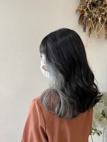 スタジオフィット(STUDIO FITTO)&nbsp;・プラチナシルバーインナーカラー・