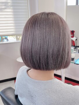 ディーボーイリタ 光の森(D-BOY Lita) グレージュボブ