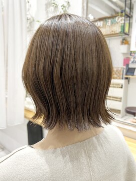 コンフィープラス(comfy plus) 20代30代40代ブリーチなしオリーブグレージュくびれミディ