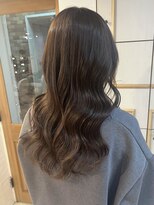 ネオリーブ チロル 横浜西口店(Neolive CiroL.)&nbsp;韓国ロング×ブリーチなしカラー　チョコレートブラウン