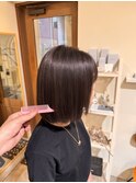 極細ハイライト×切りっぱなしボブ