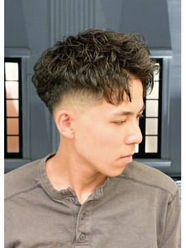 ダッド(DAD) [アップバング]