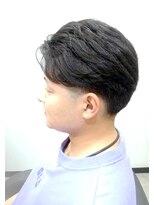 夜髪&nbsp;2種類の動きが楽しめる。セットしやすいパーマヘア