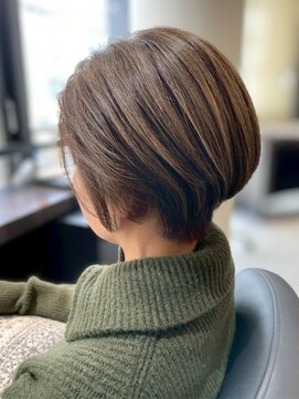 ワン バイ ジエクト(One by The Ect) 似合わせショート/ココアブラウン/オリーブグリーン