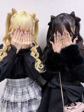 アールエーサロンモノクロ 秋葉原(RA SALON モノクロ) 立体リボンツインテール
