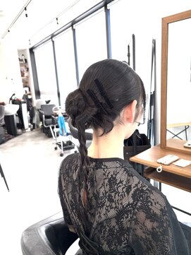 アシュア(Asure) タイトリボン